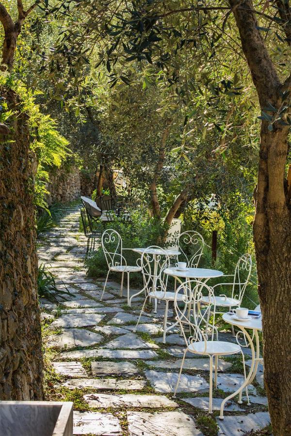 Agriturismo L'Adagio บาดาลุคโค ภายนอก รูปภาพ